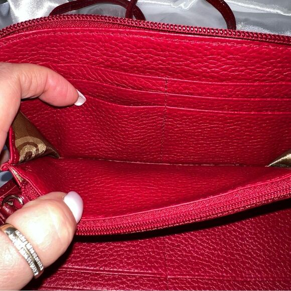 Brighton Red Croc-Embossed Organizer Wallet Crossbody - Picture 8 of 13